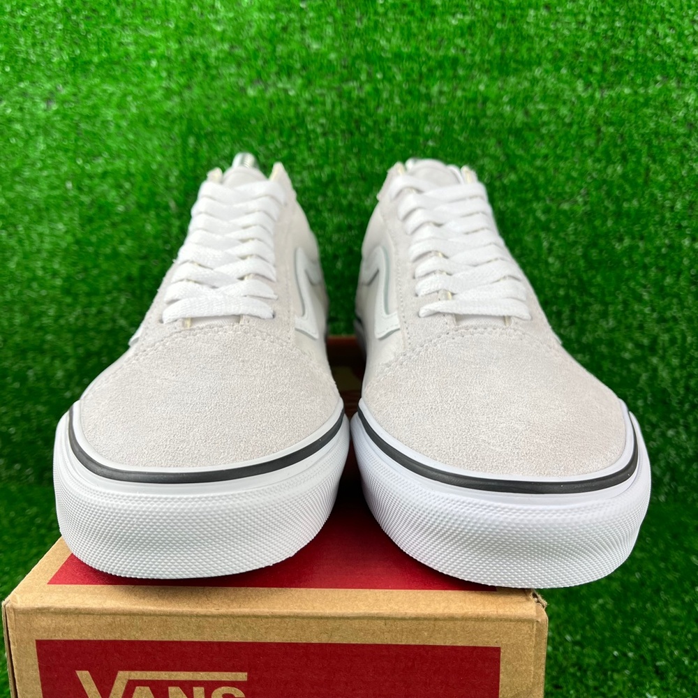 Vans Old Skool White and Light Gray Low-Top Sneakers - Picture 3 of 8